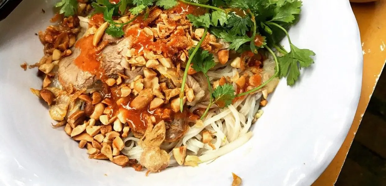 Ảnh bìa Bếp Mẹ Thỏ - Bún & Phở Trộn - Đông Thiên