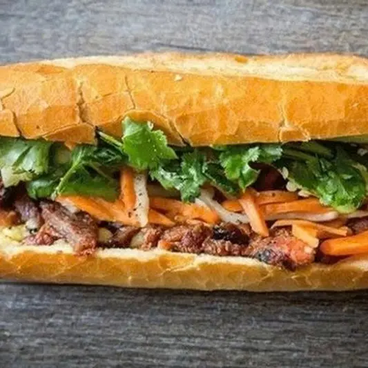 Ảnh bìa Bánh Mỳ Thùy - Trần Phú
