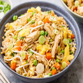 Ảnh đại diện Cậu Ba Béo - Cơm Chiên Hải Sản, Mì Xào Thập Cẩm & Mì Xào Bò - Đường 79