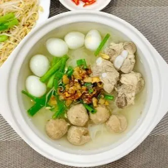 Ảnh bìa A Khả - Hủ Tiếu Mì & Bò Viên - Huỳnh Tấn Phát