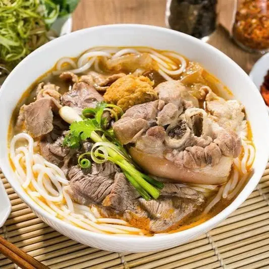 Ảnh bìa Bún Bò Huế Nhất Vũ - Giải Phóng