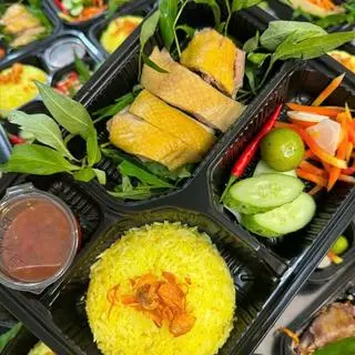 Ảnh đại diện Cơm Gà Oanh - Lê Đình Cẩn