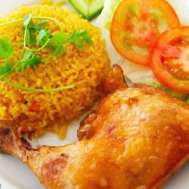 Ảnh bìa Cơm & Bún Thịt Xiên Que Than Hoa - Cô Tiên Quán - Hà Huy Giáp