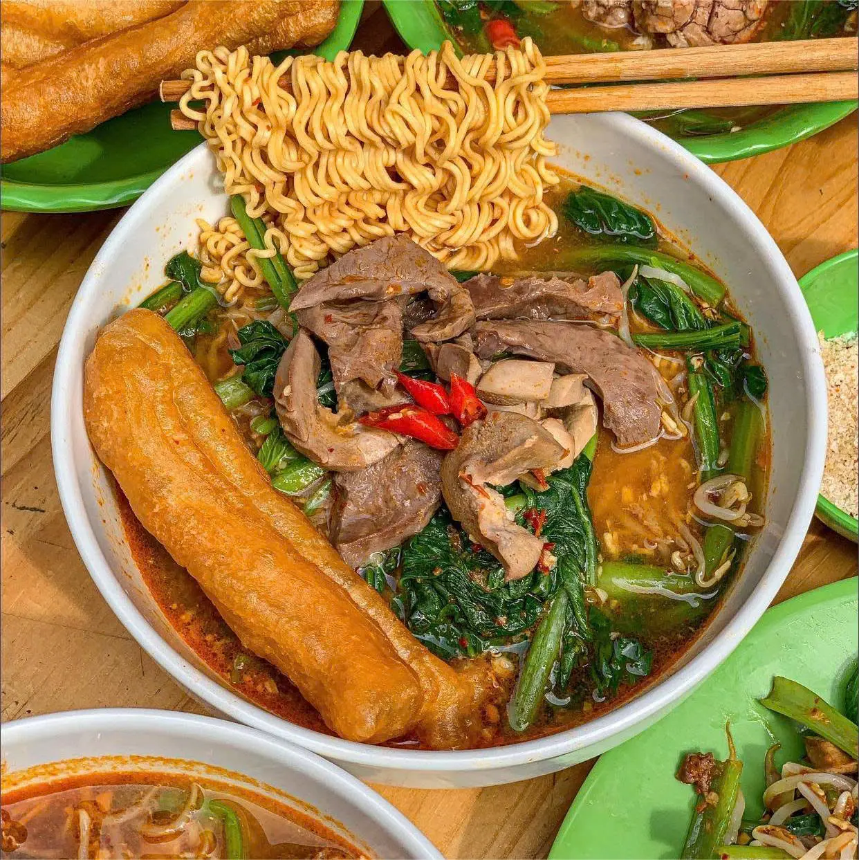 Ảnh bìa Mỳ Chua Cay & Mỳ Trộn Indomie - Nguyễn Thái Học