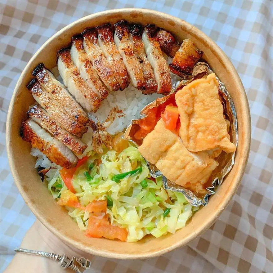 Ảnh bìa Quán Cơm Hương Trà - Nguyễn Du
