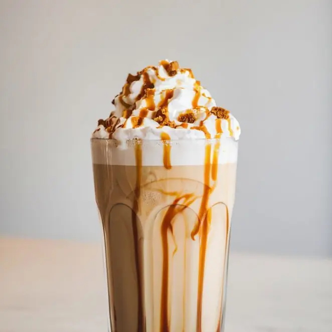 Ảnh bìa Tiệm Sen Đá Cafe Nhà Lá - Trần Danh Tuyên