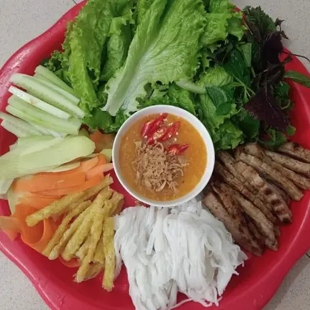 Ảnh bìa Bếp Nhà Bắp - Nem Nướng & Mì Trộn - Cầu Diễn