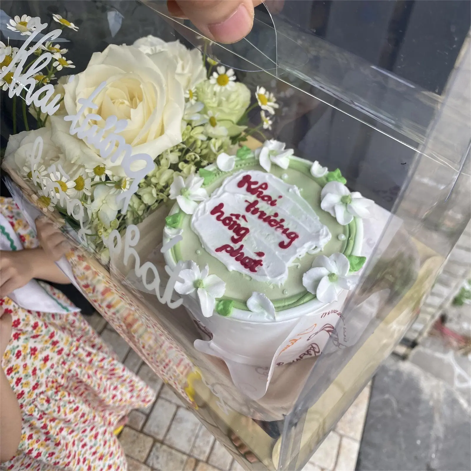Ảnh bìa Flower To Go - Bánh Kem Trang Trí Hoa Khô - Cách Mạng Tháng 8