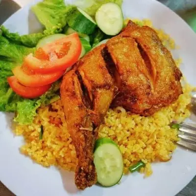 Ảnh bìa Cơm Gà & Mì Trộn 668 - Trần Xuân Soạn
