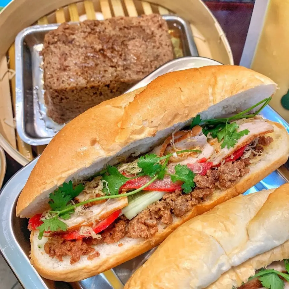 Ảnh bìa Bánh Mì Kiều - Trung Kính