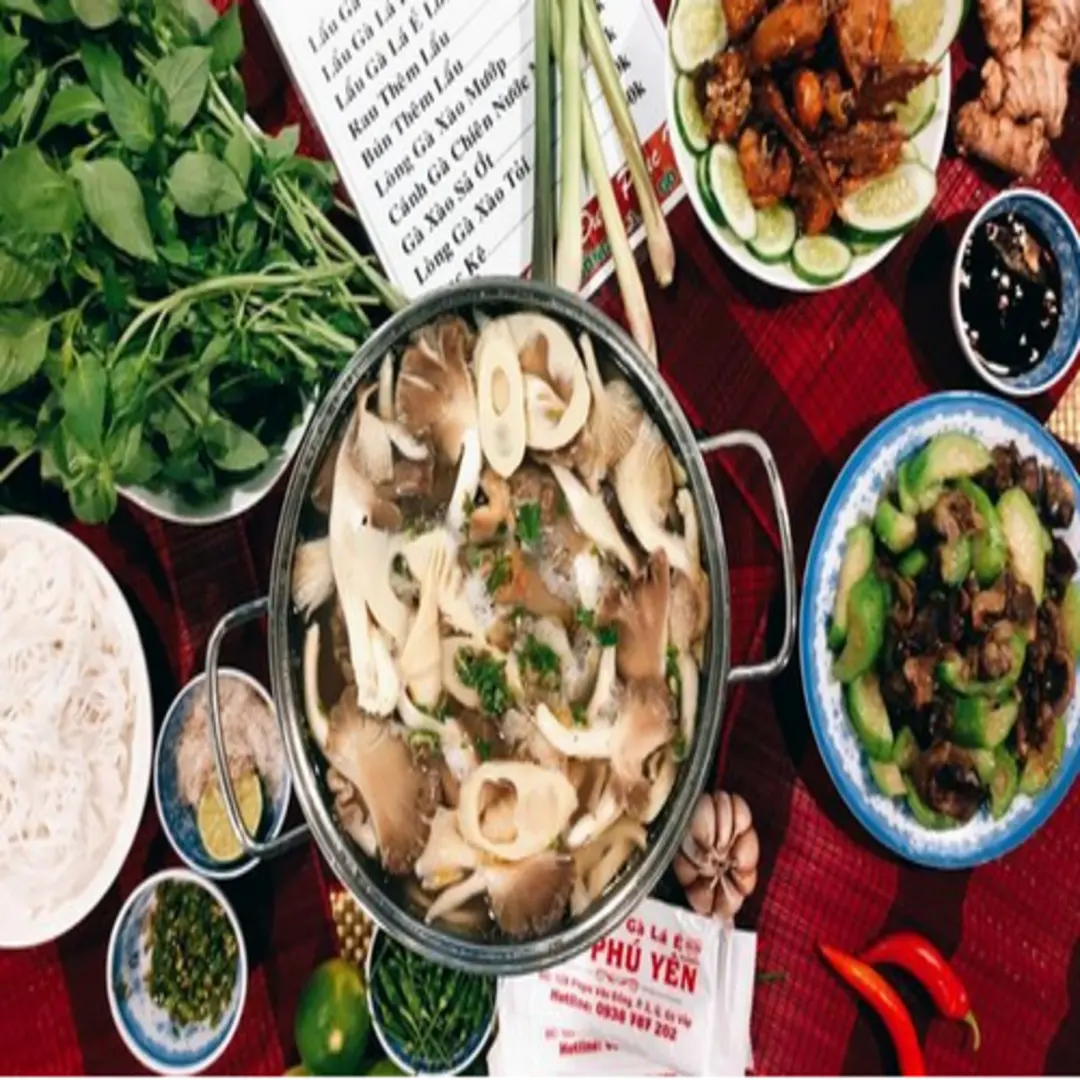 Ảnh bìa Lẩu Gà Lá É Phú Yên - Trường Sa
