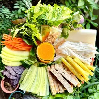 Ảnh đại diện Bếp Bà Nội - Tiệm Ăn Vặt & Nem Nướng Nha Trang - Ngô Quyền