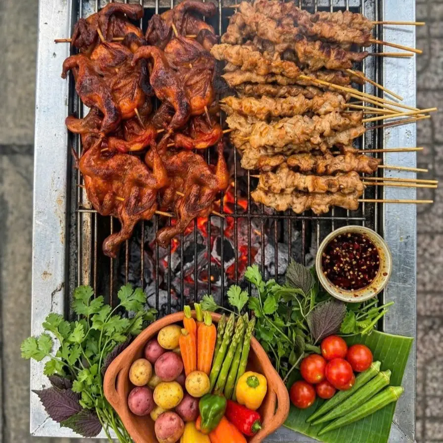 Ảnh bìa Nhi Huỳnh - Bánh Bao Phô Mai Thịt Nướng & Cút Chiên Bơ - Đào Trinh Nhất