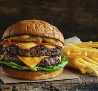 Ảnh đại diện Burger House - Phạm Hồng Thái