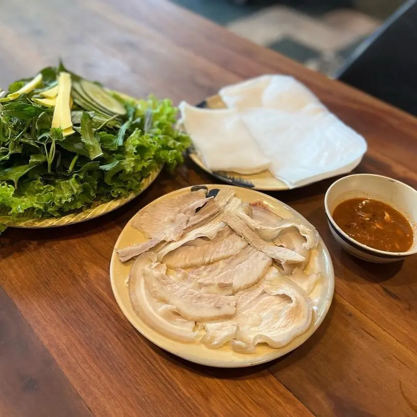 Ảnh bìa Hiền Nguyễn - Bánh Tráng Cuốn Thịt Heo - Đền Lừ 2