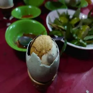 Ảnh đại diện Trứng vịt lộn Tomly Tiến - Nguyễn Chí Thanh