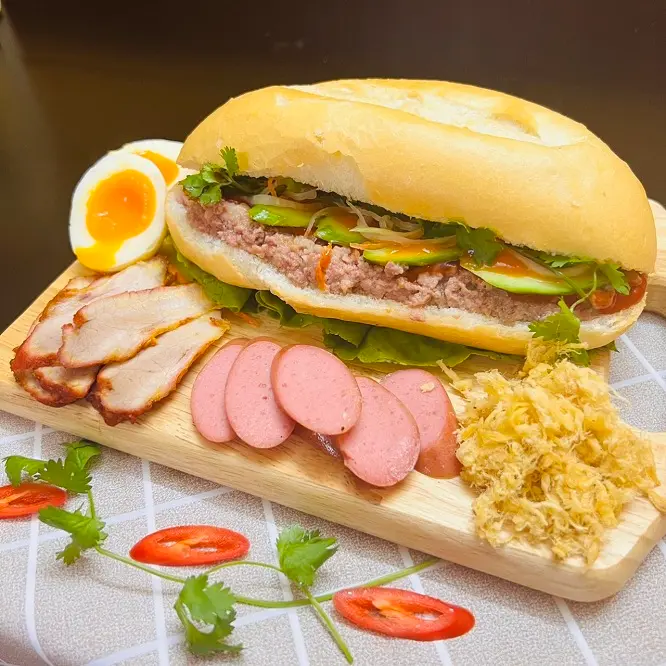 Ảnh bìa Bánh Mì Pate Cột Đèn - 9 Phương Mai