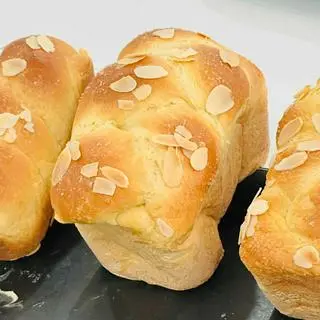 Ảnh đại diện Shin - Bánh & Hoa - Lê Quang Định