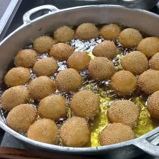 Ảnh đại diện Bánh Rán Tây Hồ - Phùng Văn Cung
