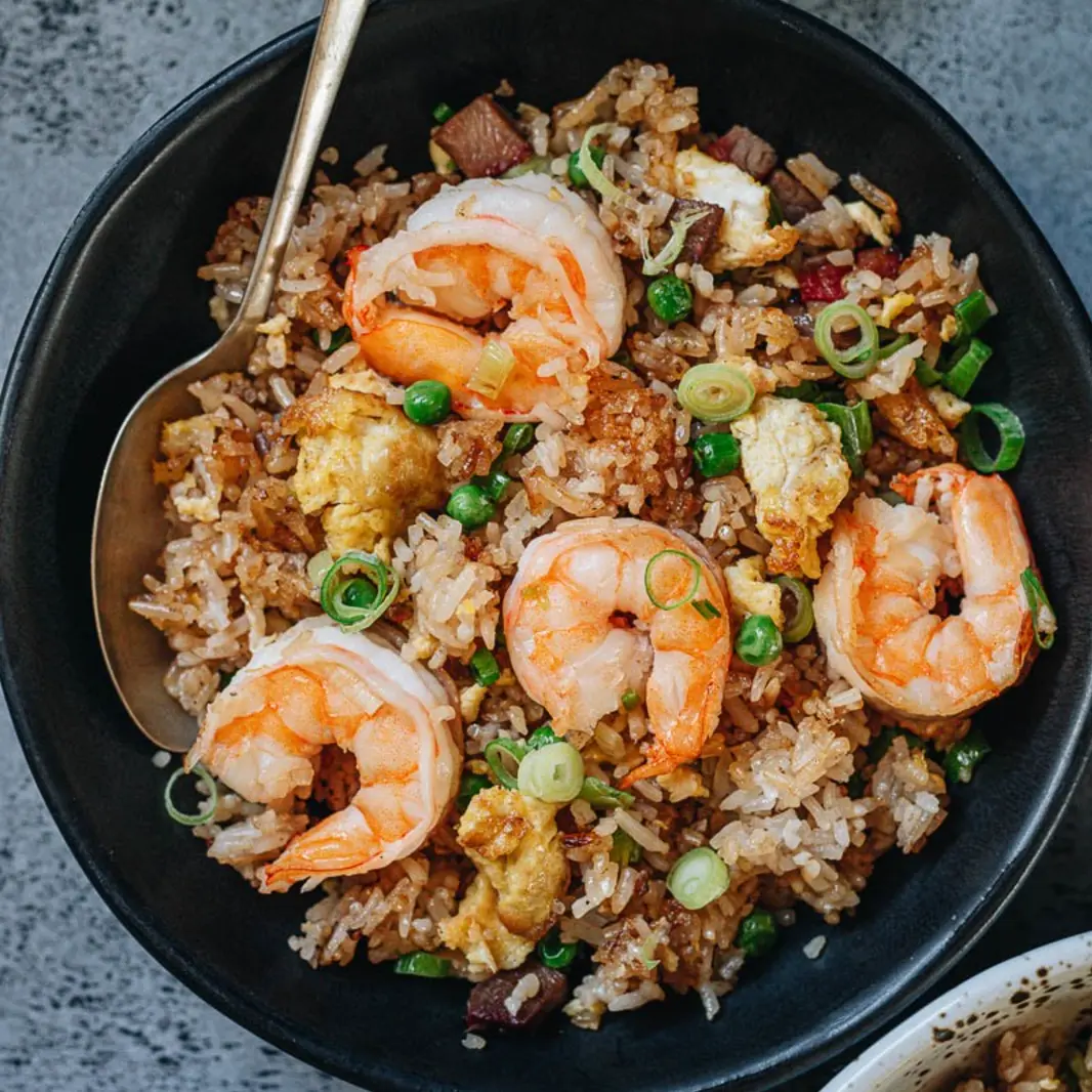 Ảnh bìa Tau Nau foods - Mì Trộn, Cơm Chiên & Cá Viên Chiên - Ấp Chiến Lược