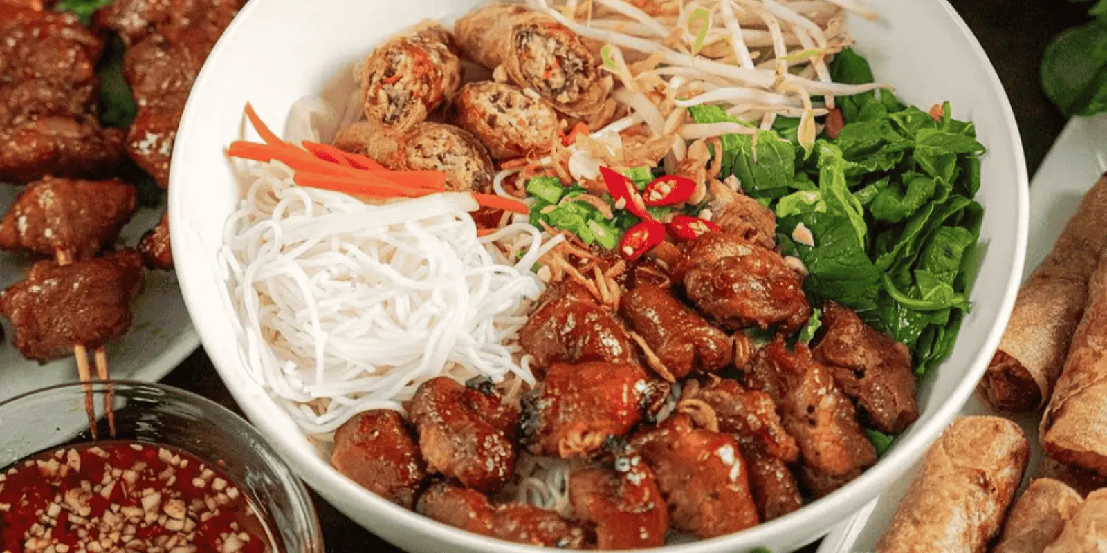 Ảnh bìa Bún Thịt Nướng A Tiến - Hoàng Cầm