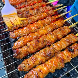 Ảnh đại diện Thịt Xiên, Bánh Chuối & Nem Chua - Hoàng Ngân