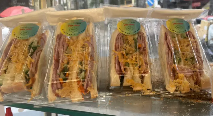 Ảnh bìa Bánh Mì - Sandwich Ông Già - Nguyễn Chí Thanh