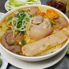 Ảnh bìa Bún Bò Gốc Huế Út Hà - Nguyễn Thái Sơn