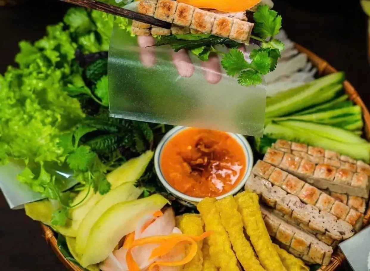 Ảnh bìa Nem Nướng Nha Trang Ăn Vặt Phút Mốt - Lương Ngọc Quyến