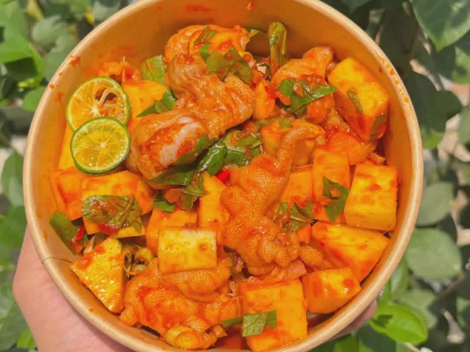 Ảnh bìa Chân Gà Sốt Thái Tiệm Nhà Bắp - Lê Văn Quới