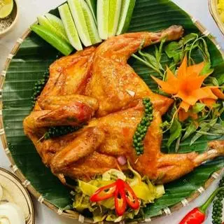 Ảnh đại diện Gà Nướng Tam Vị - Bánh Mì Heo Quay - Nguyễn Kiệm