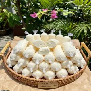 Ảnh đại diện Kem Yaourt - Sữa Chua - Lê Thị Riêng