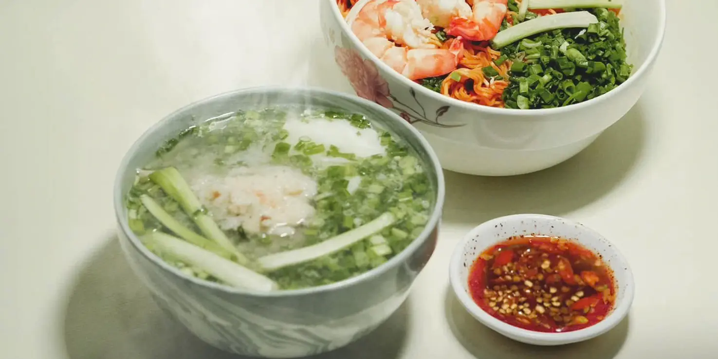 Ảnh bìa BÚN NƯỚC QUYÊN TÔM BÒ - Vạn Kiếp