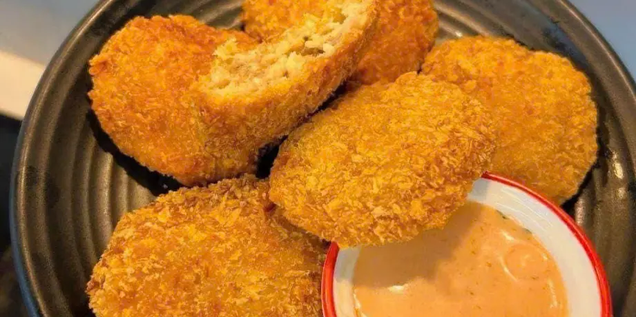 Ảnh bìa Ăn Vặt Nhà Nhím - Bánh Chuối Chiên & Bánh Gà - Thới An 16