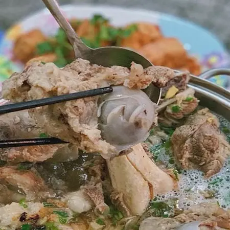 Ảnh bìa Bê Thui Cầu Mống Xóm Mới - Lê Đức Thọ