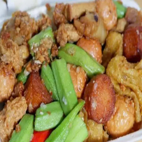 Ảnh bìa Ăn Vặt Bọt Biển - Cá Viên Chiên Nước Mắm, Mì Trộn & Gà Sốt Hàn Quốc - Nguyễn Văn Quỳ