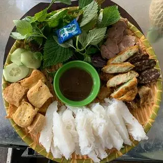 Ảnh đại diện Thỏ Ngọc Quán Bún Đậu Mắm Tôm - Bún Chả & Cơm Gà - Võ Quý Huân