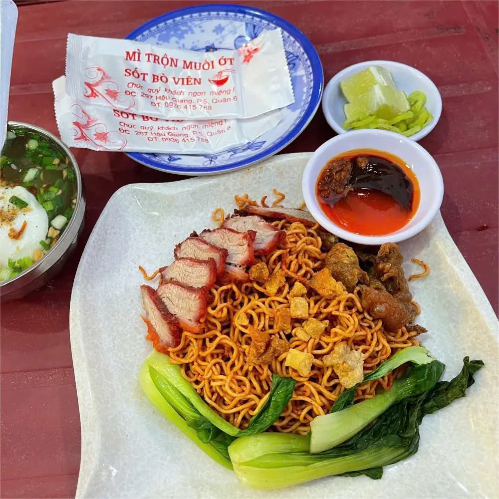 Ảnh bìa 2 Liễu - Mì Trộn Muối Ớt Sốt Bò Viên - Hậu Giang