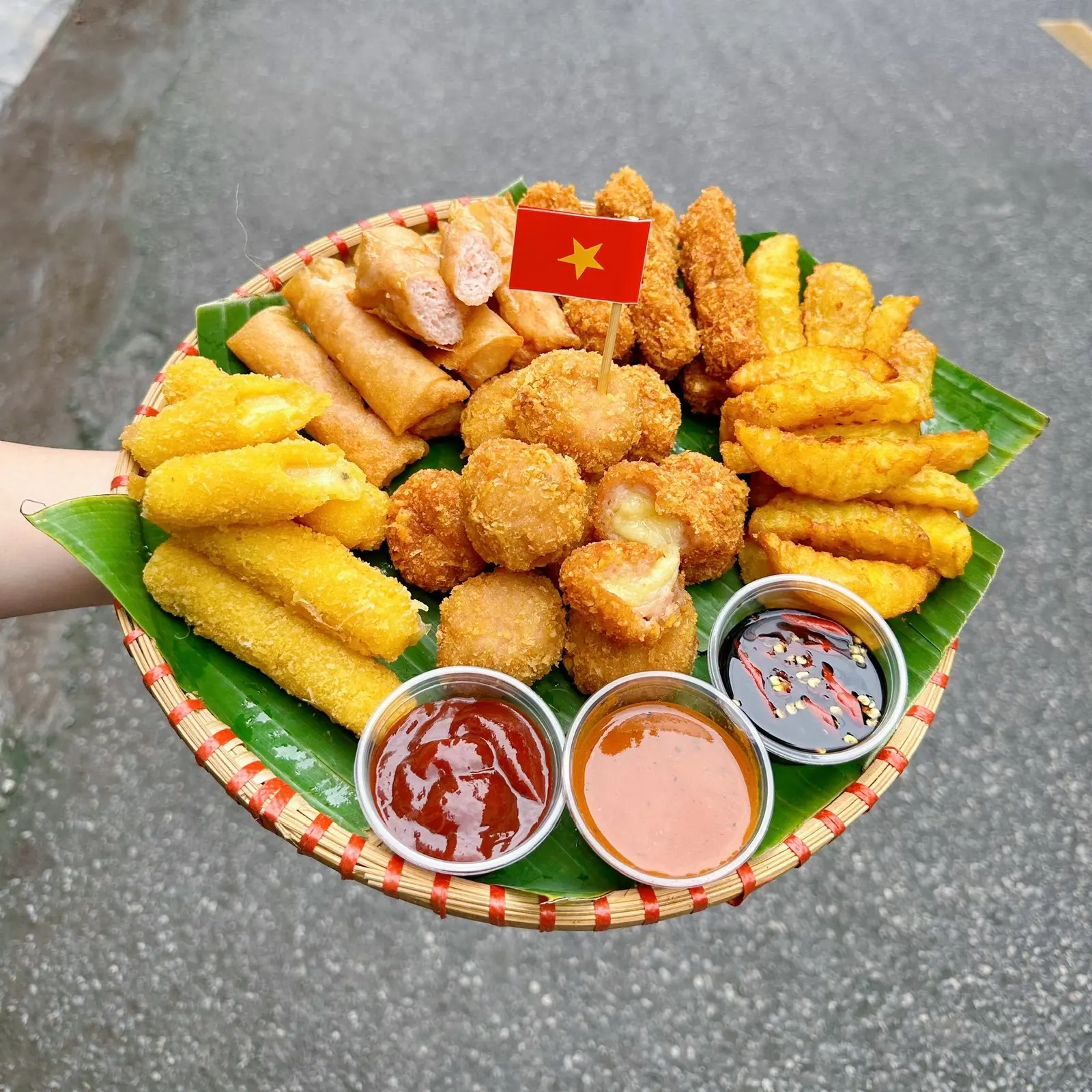 Ảnh bìa Góc Nhỏ Vị Phố - Nem Chua Rán - Nguyễn Văn Viên