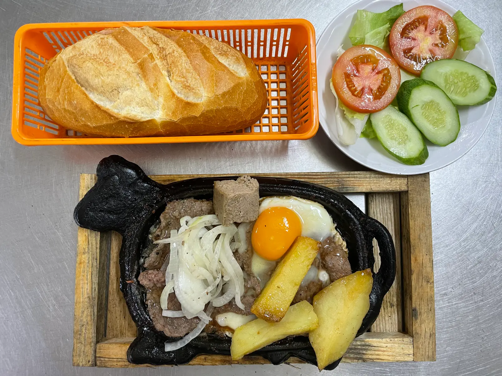 Ảnh bìa Bò Bít Tết Bách Khoa - Tô Hiến Thành
