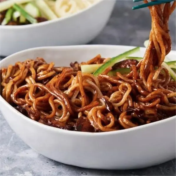 Ảnh bìa Baobao Food - Mì Tương Đen & Mì Trộn - Tôn Đản