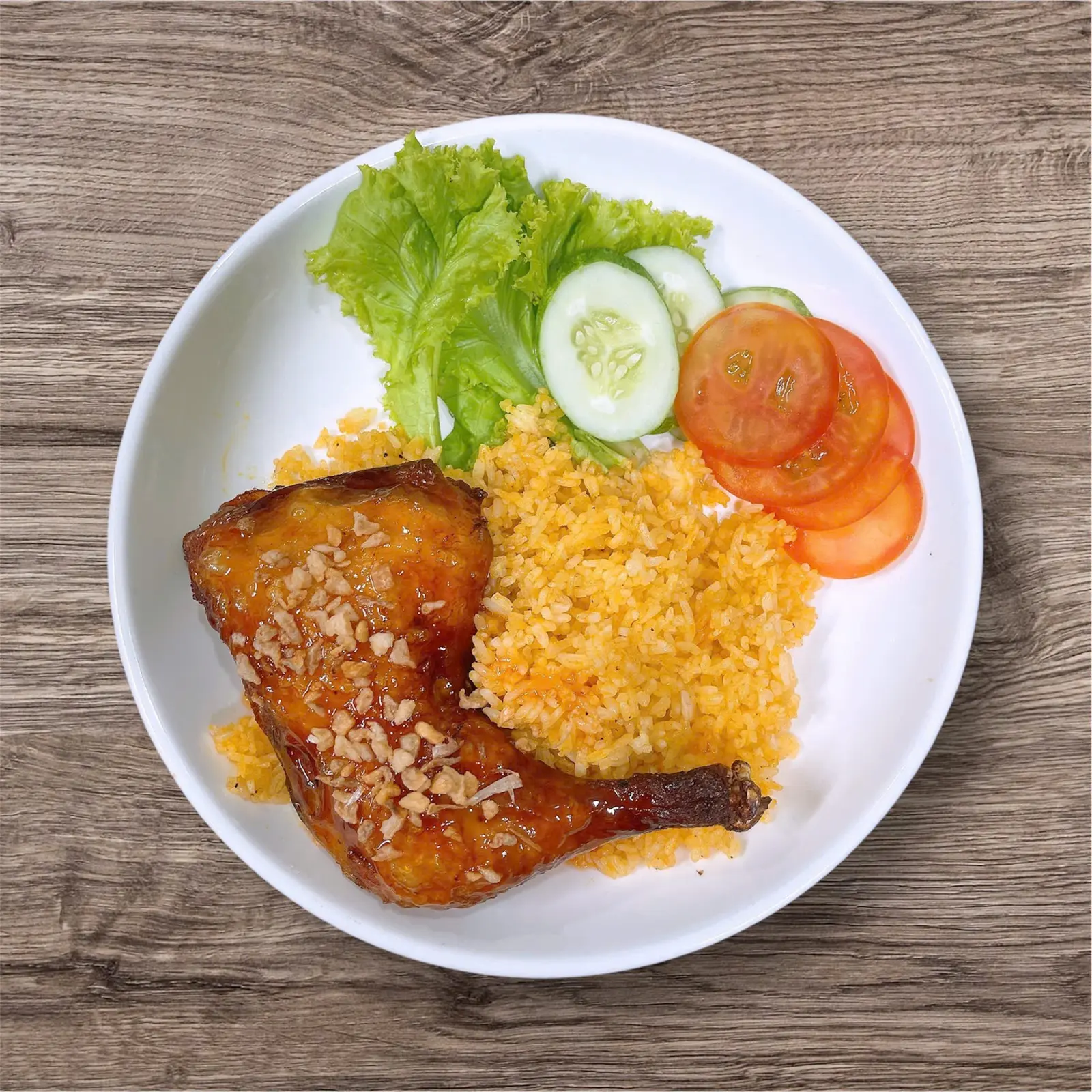 Ảnh bìa Hôm Nay Ăn Gì - Cơm Gà Xối Mỡ, Bánh Mì Chả Cá Nha Trang & Mì - Trần Khánh Dư