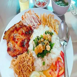 Ảnh đại diện Lợi Lợi Quán - Cơm Sườn & Cơm Gà - Lê Quang Định