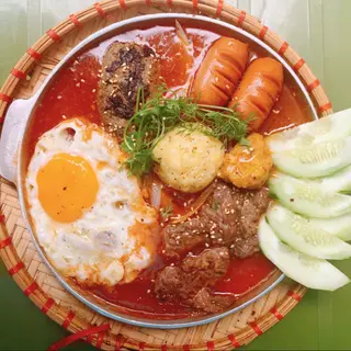 Ảnh đại diện Bếp Cô Nụ - Bánh Mì Chảo Sốt Vang & Gà Viên Chiên - Trần Đại Nghĩa