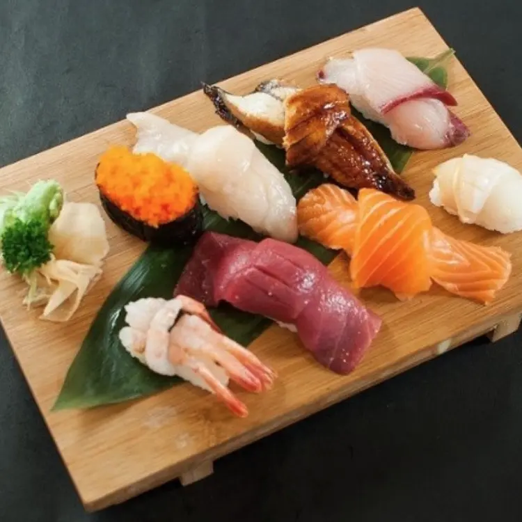Ảnh bìa Momotaro Sushi - Liên Khu 5-6