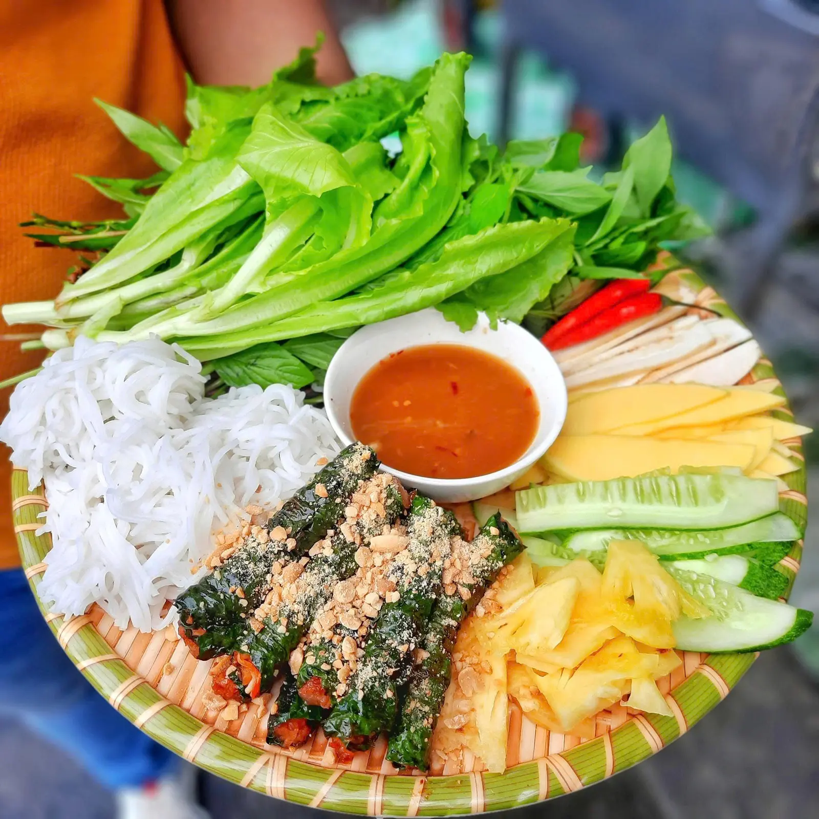 Ảnh bìa Quán 167 - Bò Lá Lốt - Bùi Thị Xuân