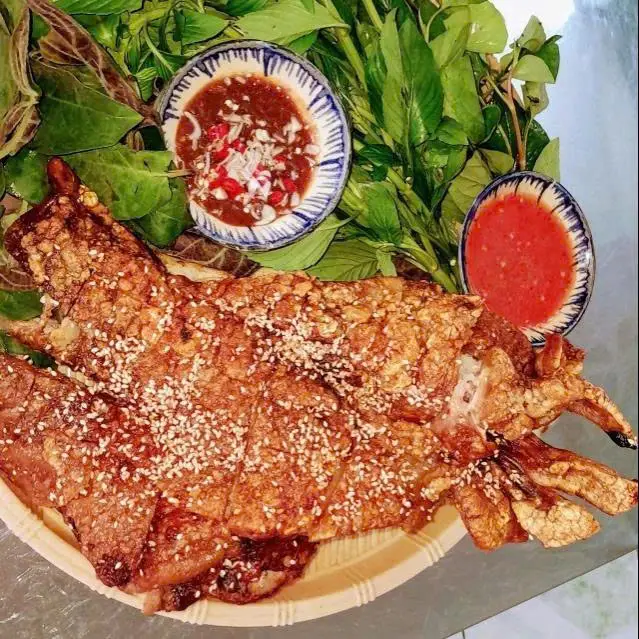 Ảnh bìa Má Heo Nướng Muối Ớt Tân Kỳ Tân Quý - Tân Kỳ Tân Quý