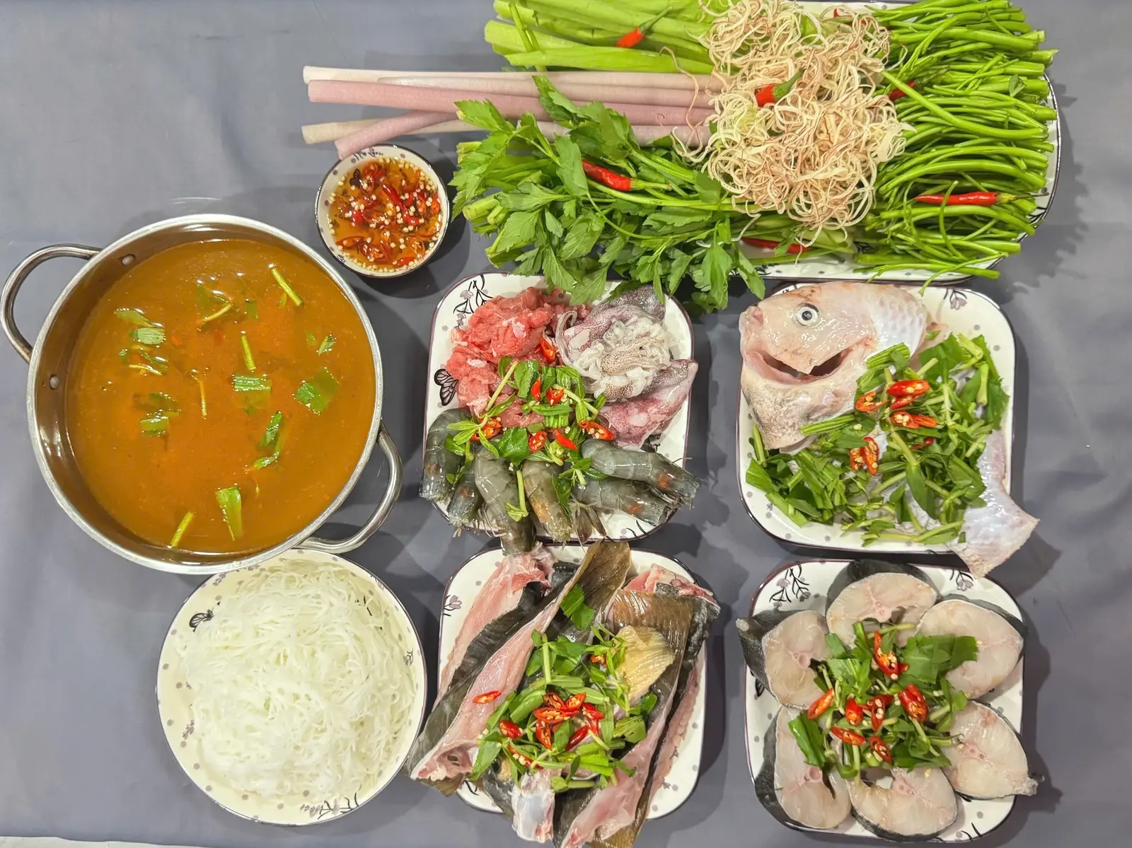 Ảnh bìa Lẩu Ngon Cà Rốt - Đường Số 12