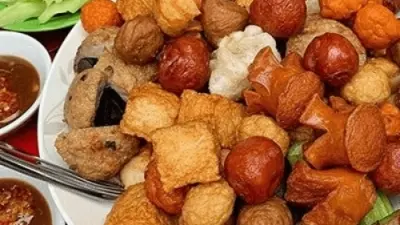 Ảnh bìa Bánh Mì Thịt Nướng & Cá Viên Chiên - Xóm Chiếu