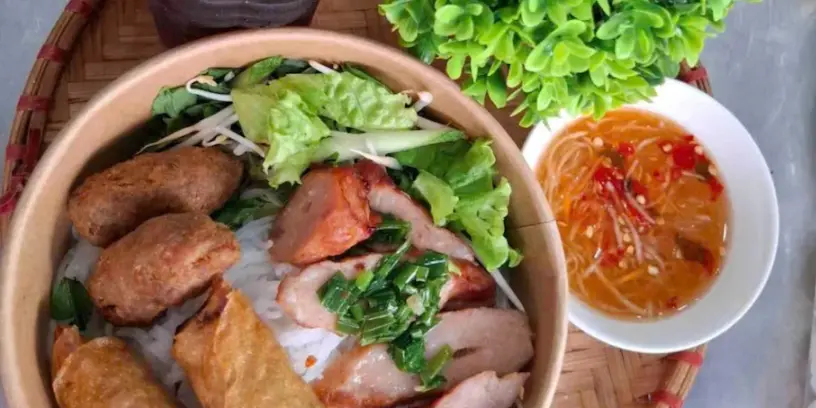 Ảnh bìa Ăn Vặt Nhà Mẹ Huy - Đường Số 2